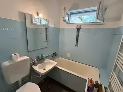 baie moderna cu cada apartament vanzare cumparare Baia Mare Maramureș